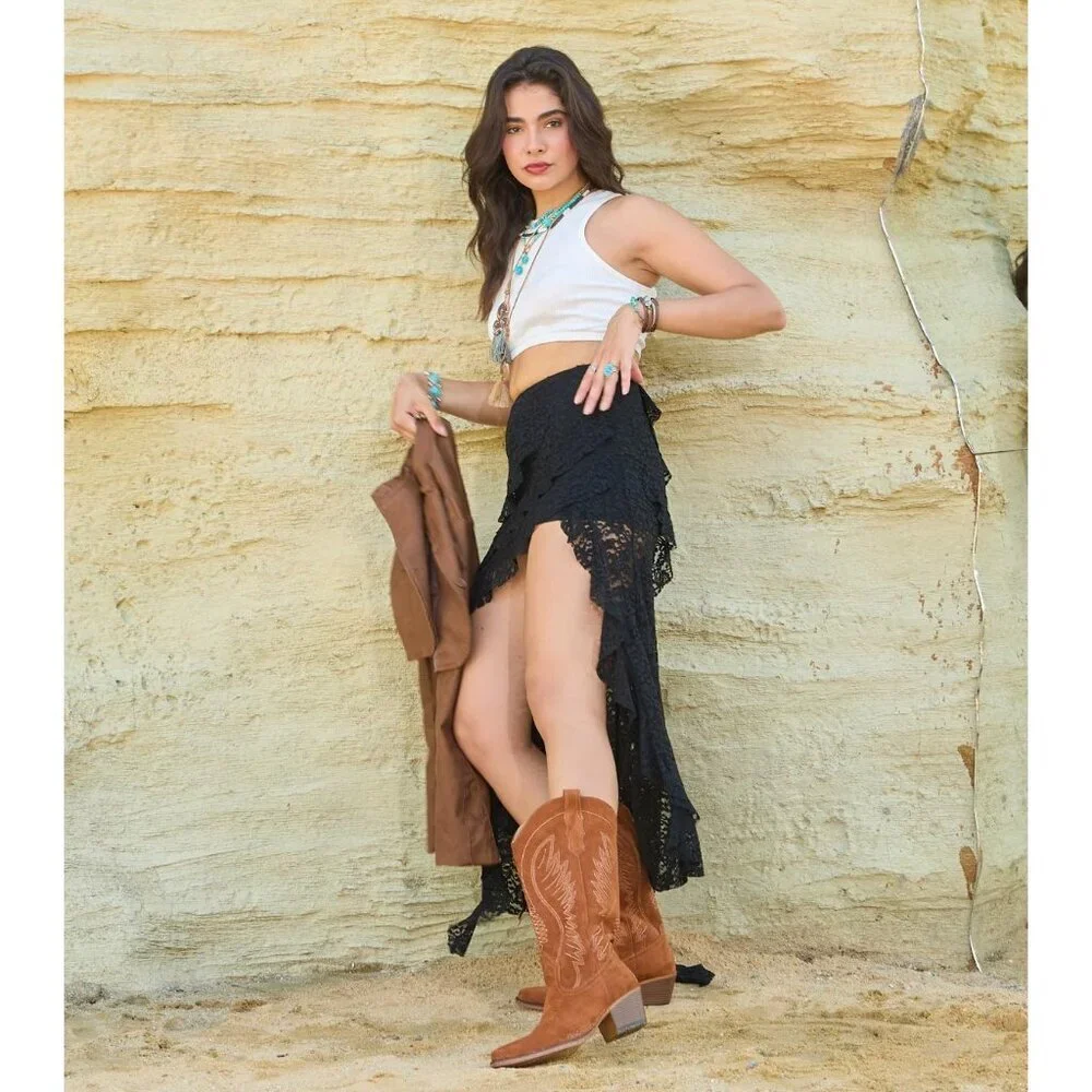 Women's Brown Mid Calf Embroidery Cowgirl Boots Retro Snip Toe Western Boot
